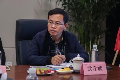 地大美女写真
党委副书记武彦斌出席会议